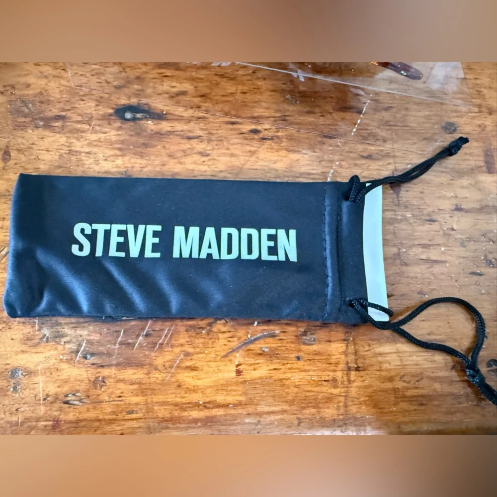 Steve Madden Reading Sunglasses 2.50